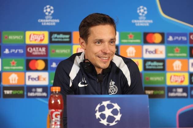 Union s head coach David Hubert gestures during a press conference, PK, Pressekonferenz of Belgian soccer team Royale Union Saint-Gilloise in Istanbul, Turkey, on Monday 24 November 2025. The team is preparing for tomorrow s match against Turkish Galatasaray, on day 5 of the League phase of the UEFA Champions League tournament. VIRGINIExLEFOUR  x143933693x