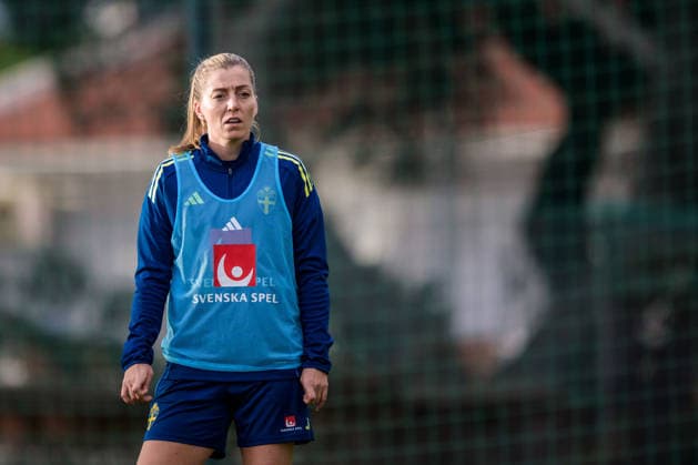 251124 Linda Sembrant of the women s national football team of Sweden at a training session on November 24, 2025 in Albufeira. Photo: Ludvig Thunman BILDBYRAN kod LT LT0751 fotboll football soccer fotball träning practice training sverige sweden dam bbeng sverige sweden Copyright: LUDVIGxTHUNMAN BB251124LT009