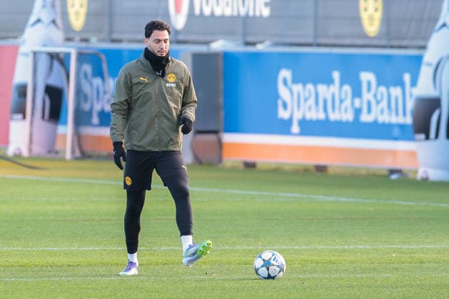 24.11.2025, Fussball, Saison 2025 2026, UCL, Abschlusstraining Borussia Dortmund, Ramy Bensebaini (Borussia Dortmund), Dortmund Trainingsgelände BVB NRW Deutschland xRHR-FOTO DEx Copyright: DennisxEwert RHR-FOTOx RHR-FOTO DE