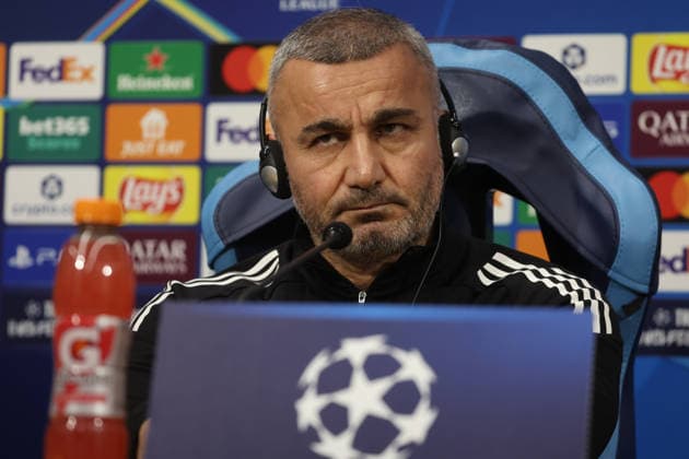 November 24, 2025, Naples, Napoli, Italy: Qurban Qurbanov coach of Quarabaknduring a press conference, PK, Pressekonferenz and head of match of the UEFA Champions League 2025 26, League Phase at Stadio Maradona on September 30, 2025 in Naples, Italy Naples Italy - ZUMAl131 20251124_zsp_l131_012 Copyright: xCiroxDexLucax