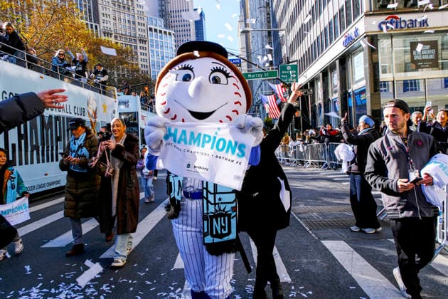 NEW YORK, NY- NOVEMBER 24 : Gotham FC celebrates their 2025 National Women s Soccer League Championship win with a parade in downtown Manhattan on November 24, 2025 in New York City. Copyright: xKatiexGodowskix