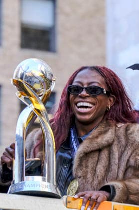 NEW YORK, NY- NOVEMBER 24 : Gotham FC celebrates their 2025 National Women s Soccer League Championship win with a parade in downtown Manhattan on November 24, 2025 in New York City. Copyright: xKatiexGodowskix