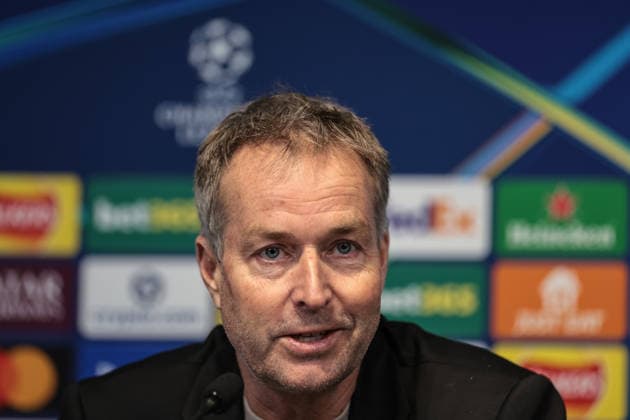 UEFA Champions League press conference, PK, Pressekonferenz Matchday 5 of 8 Manchester City vs Bayer 04 Leverkusen Kasper Hjulmand manager of Bayer 04 Leverkusen speaks to the press during the UEFA Champions League press conference Matchday 5 of 8 Manchester City vs Bayer 04 Leverkusen at City of Manchester Stadium, Manchester, United Kingdom, 24th November 2025 (Photo by Mark Cosgrove News Images) Manchester City of Manchester Stadium Manchester United, ManU Kingdom Copyright: xMarkxCosgrove NewsxImagesx