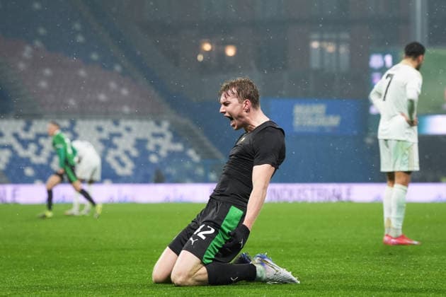 Sassuolo™s Kristian Thorstvedt celebrates after scoring the 2-2 goal for his team during the Serie A soccer match between Sassuolo and Pisa at the Mapei Stadium CittÃ del Tricolore in Reggio Emilia, north Italy - Monday, November 24, 2025 - - Soccer -  Copyright: xMassimoxPaolone LaPressex