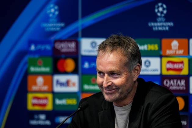 MANCHESTER, ENGLAND - NOVEMBER 24: Bayer 04 Leverkusen head coach Kasper Hjulmand during a press conference, PK, Pressekonferenz ahead of the UEFA Champions League 2025 26 League Phase MD5 match between Manchester City and Bayer 04 Leverkusen at the City of Manchester Stadium on November 24, 2025 in Manchester, England. (Photo by Rene Nijhuis) SPO  Copyright: xRenexNijhuis