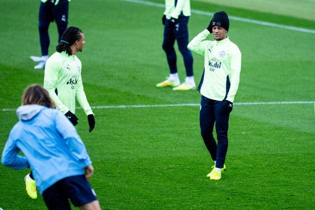 MANCHESTER, ENGLAND - NOVEMBER 24: Oscar Bobb of Manchester City during a training session ahead of the UEFA Champions League 2025 26 League Phase MD5 match between Manchester City and Bayer 04 Leverkusen at Manchester City Football Academy on November 24, 2025 in Manchester, England. (Photo by Rene Nijhuis) SPO  Copyright: xRenexNijhuis