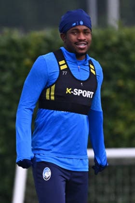 November 25, 2025, Zingonia, Lombardia: Atalanta s Ademola Lookman during a training session on the eve of the UEFA Champions League soccer match between Atalanta BC and Eintracht Frankfurt at Bortolotti Training Center in Zingonia, Italy, 25 November 2025. .ANSA MICHELE MARAVIGLIA. UEFA Champions League; Atalanta-Eintracht Frankfurt  - ZUMAa110 20251125_zaf_a110_002 Copyright: xMichelexMaravigliax