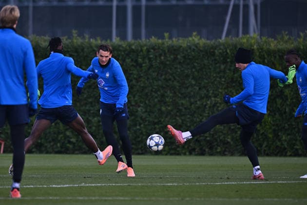 November 25, 2025, Zingonia, Lombardia: Atalanta™s players during a training session on the eve of the UEFA Champions League soccer match between Atalanta BC and Eintracht Frankfurt at Bortolotti Training Center in Zingonia, Italy, 25 November 2025. .ANSA MICHELE MARAVIGLIA. UEFA Champions League; Atalanta-Eintracht Frankfurt  - ZUMAa110 20251125_zaf_a110_007 Copyright: xMichelexMaravigliax