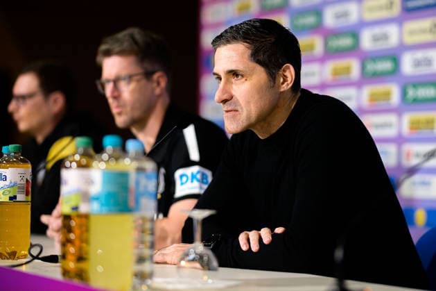 Handball, Frauen Deutschland - Training - Pressekonferenz DHB Vorstand Ingo Meckes Stuttgart Porsche Arena Baden-Württemberg Deutschland