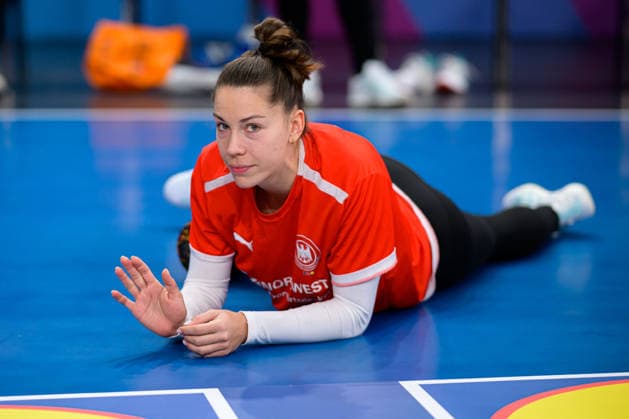 Handball, Frauen Deutschland - Training Emily Vogel (Deutschland) Stuttgart Porsche Arena Baden-Württemberg Deutschland