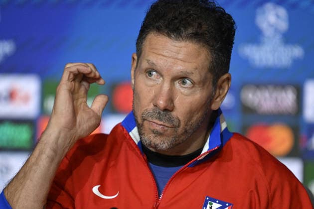 Ahead of UEFA Champions League match - Atletico Madrid v Inter MADRID, SPAIN – NOVEMBER 25: Atletico Madrid head coach Diego Simeone attends a press conference, PK, Pressekonferenz at Riyadh Air Metropolitano Stadium ahead of the UEFA Champions League week 5 match between Atletico Madrid and Inter in Madrid, Spain on November 25, 2025. Team player Nahuel Molina also joined the media session. Burak Akbulut Anadolu Madrid Spain. Editorial use only. Please get in touch for any other usage.  Copyright: x2025xAnadoluxBurakxAkbulutx