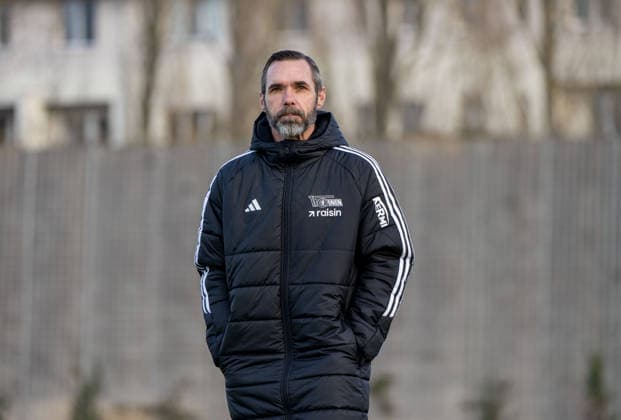 Fußball, Herren, Saison 2025 2026, 1. Bundesliga, 1. FC Union Berlin, Training, Trainerhospitant Christian Tiffert (Trainer FC Hansa Rostock II), 25.11. 2025, Copyright: xMatthiasxKochx