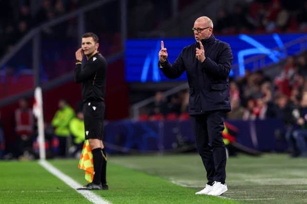 2025-11-25 AFC Ajax v SL Benfica - UEFA Champions League 2025 26 League Phase MD5 AMSTERDAM, NETHERLANDS - NOVEMBER 25: Head Coach Fred Grim of AFC Ajax shouts during the UEFA Champions League 2025 26 League Phase MD5 match between AFC Ajax and SL Benfica at Johan Cruyff Arena on November 25, 2025 in Amsterdam, Netherlands. Amsterdam Johan Cruyff Arena Netherlands Content not available for redistribution in The Netherlands directly or indirectly through any third parties. Copyright: xBenxGalx