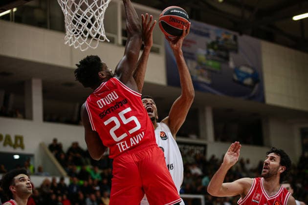 Hapoel s Dan Oturu in action against Real Madrid s Edy Tavarez during the Euroleague game between Hapoel IBI Tel Aviv vs Real Madrid - Arena Botevgrad in Botevgrad, Bulgaria on November 25, 2025  Copyright: xIvanxSxIvanov IPAxSportx xipa-agency.netx xx IPA_68371642 IPA_Agency_IPA68371642