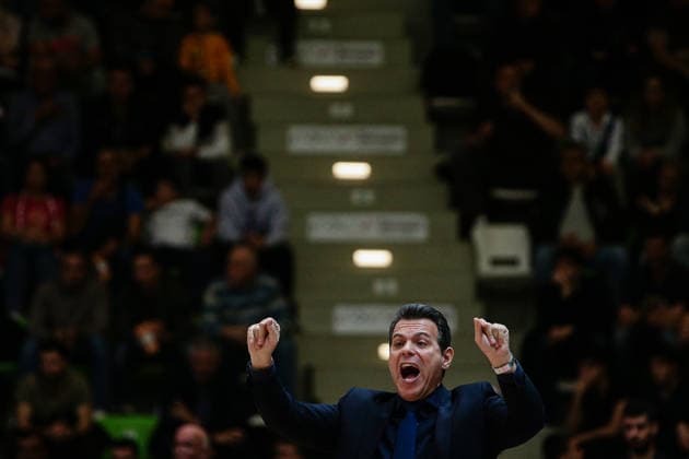 Hapoel s head coach Dimitrios Itoudis in action during the Euroleague game between Hapoel IBI Tel Aviv vs Real Madrid - Arena Botevgrad in Botevgrad, Bulgaria on November 25, 2025  Copyright: xIvanxSxIvanov IPAxSportx xipa-agency.netx xx IPA_68371683 IPA_Agency_IPA68371683