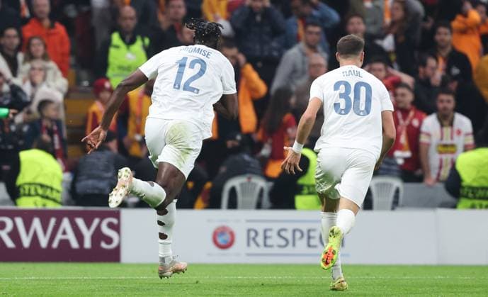 Union s Promise David celebrates after scoring during a soccer game between Turkish Galatasaray SK and Belgian Royale Union Saint-Gilloise on Tuesday 25 November 2025 in Istanbul, Turkey, on day 5 of the League phase of the UEFA Champions League tournament. VIRGINIExLEFOUR  x144212465x