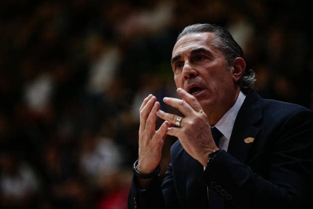 Real Madrid s head coach Sergio Scariolo during the Euroleague game between Hapoel IBI Tel Aviv vs Real Madrid - Arena Botevgrad in Botevgrad, Bulgaria on November 25, 2025  Copyright: xIvanxSxIvanov IPAxSportx xipa-agency.netx xx IPA_68373016 IPA_Agency_IPA68373016