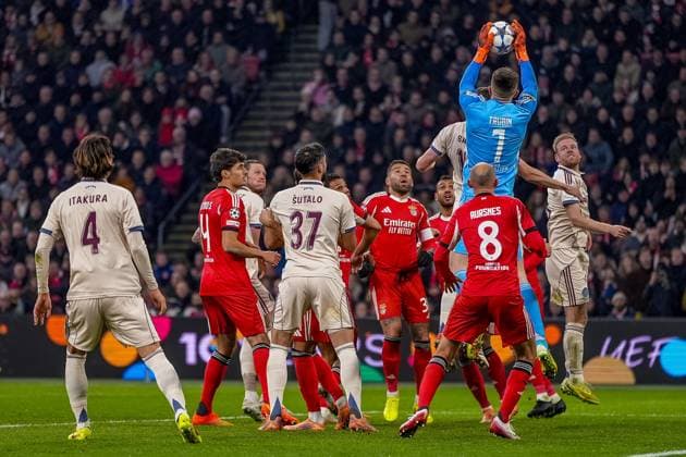 AMSTERDAM , 25-11-2025 , JohanCruyff Arena , season 2025 2026 , UEFA Champions League football , League phase Matchday 5 , match between Ajax and Benfica , picture shows Benfica goalkeeper Anatoliy Trubin Ajax - Benfica  x32195735x Copyright: