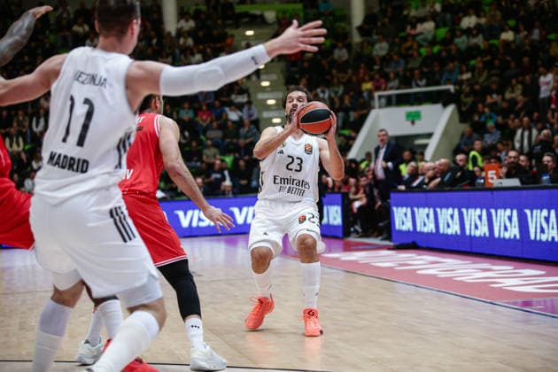 Real Madrid s Sergio Llull in action during the Euroleague game between Hapoel IBI Tel Aviv vs Real Madrid - Arena Botevgrad in Botevgrad, Bulgaria on November 25, 2025  Copyright: xIvanxSxIvanov IPAxSportx xipa-agency.netx xx IPA_68373334 IPA_Agency_IPA68373334