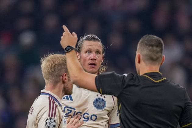 AMSTERDAM , 25-11-2025 , JohanCruyff Arena , season 2025 2026 , UEFA Champions League football , League phase Matchday 5 , match between Ajax and Benfica , picture shows Ajax player Wout Weghorst Ajax - Benfica  x32195839x Copyright: