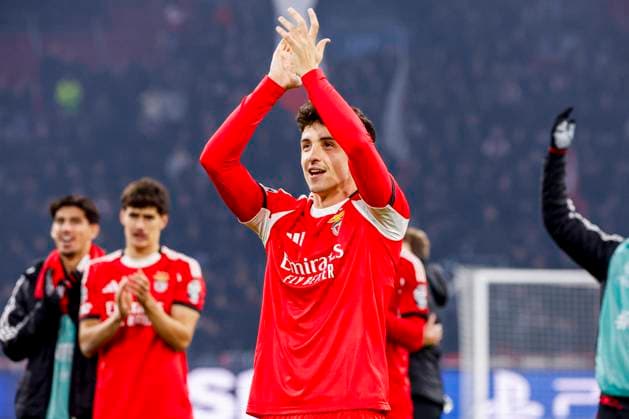 Manu Silva of Benfica celebrates after the final whistle AFC Ajax v SL Benfica, UEFA Champions League 2025 26 League Phase MD5, AFC Ajax v SL Benfica, Johan Cruijff Arena, November 25, 2025, Amsterdam, Netherlands.