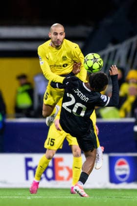 251125 Haitam Aleesami of Bodo Glimt and LoÃ¯s Openda of Juventus during the UEFA Champions League football match between Bodo Glimt and Juventus on November 25, 2025 in Bodo. Photo: Marius Simensen BILDBYRAN COP 238 MM0049 bbeng football fotball fotboll soccer uefa champions league mesterligaen bodo glimt juventus Copyright: MARIUSxSIMENSEN BB251125BB744