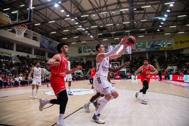 Hapoel s Elijah Bryant in action against Real Madrid s Mario Hezonja during the Euroleague game between Hapoel IBI Tel Aviv vs Real Madrid - Arena Botevgrad in Botevgrad, Bulgaria on November 25, 2025  Copyright: xIvanxSxIvanov IPAxSportx xipa-agency.netx xx IPA_68376663 IPA_Agency_IPA68376663