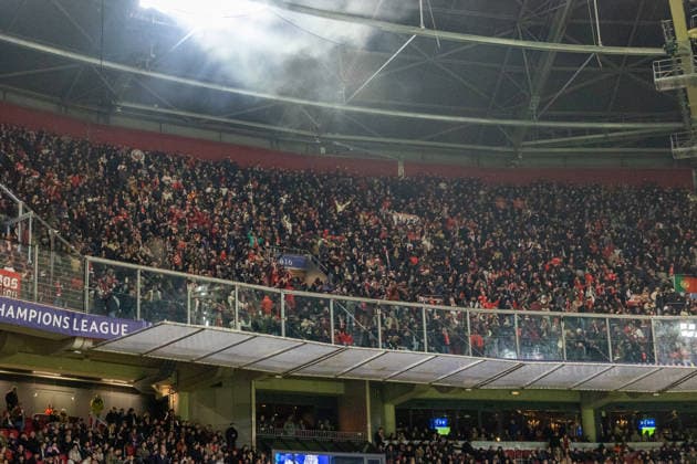 Benfica fans seen during Champions League league phase game between AFC Ajax and SL Benfica (Maciej Rogowski Ball Raw Images) Amsterdam Johan Cruyff Arena Netherlands Copyright: xMaciejxRogowskix _ROG4798