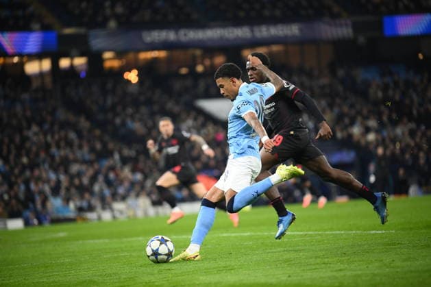 UEFA Champions League: Manchester City vs. Bayer 04 Leverkusen; 25.11.2025 MANCHESTER, GREAT BRITAIN - NOVEMBER 25: Savinho of Manchester City during the UEFA Champions League match between Manchester City vs. Bayer 04 Leverkusen at Etihad Stadium on matchday 5 of the UEFA Champions League Season 2025 26 on November 25, 2025 in Manchester, Great Britain. Copyright: xBEAUTIFULxSPORTS Mansoorx