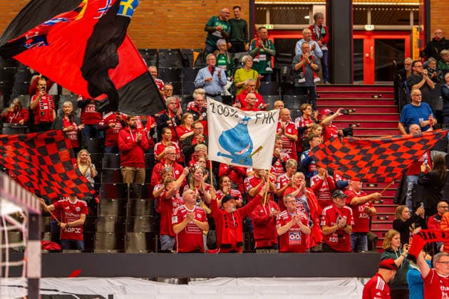 (L-R), TSV Hannover-Burgdorf (orange) against Fredericia Handboldklub (white) (5. Matchday of Group Matches EHF European League 2025 2026) (25.11.2025, Swiss Life Hall (Hannover, GER), Copyright: xJanxGuentherx xTSVxHannover-Burgdorfx