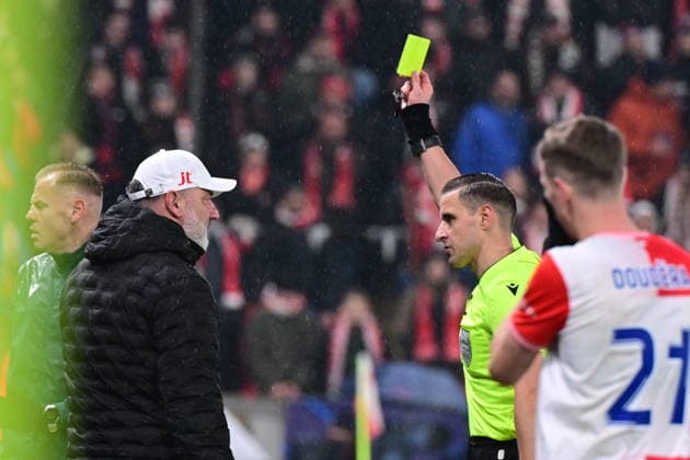 Coach of Slavia Jindrich Trpisovsky receives yellow card during the Football Champions League, 5th round match: Slavia Prague vs Athletic Bilbao in Prague, Czech Republic, November 25, 2025. (CTKxPhoto RomanxVondrous) CTKPhotoP2025112507869  CTKPhotoP2025112507869