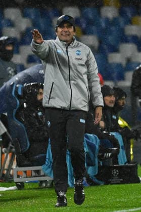 Antonio Conte Coach coach of SSC Napoli gestures during the Uefa Champions League match between SSC Napoli vs Qarabag at Diego Armndo Maradona Stadium  Copyright: xAgostinoxGemito IPAxSportx xipa-agency.netx xx IPA_68378263 IPA_Agency_IPA68378263
