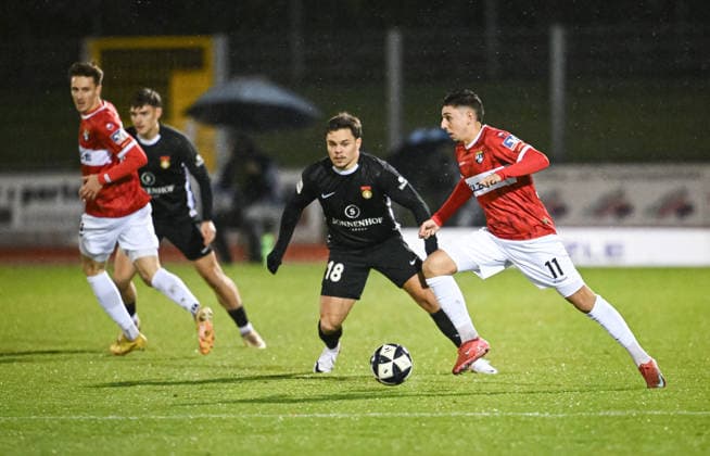 Fussball Regionalliga 2025 2026 25.11.2025 TSG Balingen - SG Sonnenhof Grossaspach Pedro Morais (re, TSG Balingen)