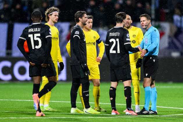 251125 Danny Makkelie, referee, during a VAR goal check during the UEFA Champions League football match between Bodo Glimt and Juventus on November 25, 2025 in Bodo. Photo: Marius Simensen BILDBYRAN COP 238 MM0049 bbeng football fotball fotboll soccer uefa champions league mesterligaen bodo glimt juventus Copyright: MARIUSxSIMENSEN BB251125BB945