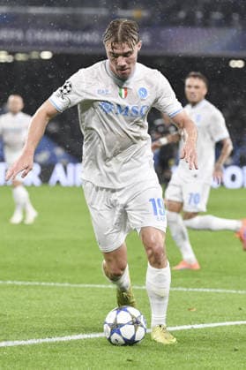 Napoli v Qarabag - UEFA Champions League NAPOLI, ITALY - NOVEMBER 25: Rasmus Hojlund, of Napoli, in action during the League phase UEFA Champions League football match between Napoli and Qarabag at the Diego Armando Maradona stadium in Naples, Italy, on November 25, 2025. Isabella Bonotto Anadolu Napoli Italy. Editorial use only. Please get in touch for any other usage.  Copyright: x2025xAnadoluxIsabellaxBonottox