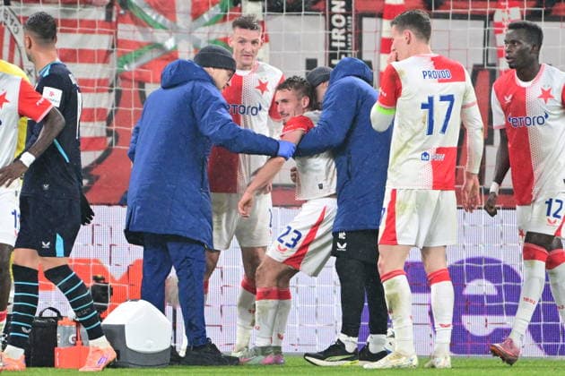 Injured Michal Sadilek of Slavia during the Football Champions League, 5th round match: Slavia Prague vs Athletic Bilbao in Prague, Czech Republic, November 25, 2025. (CTKxPhoto RomanxVondrous) CTKPhotoP2025112507976  CTKPhotoP2025112507976