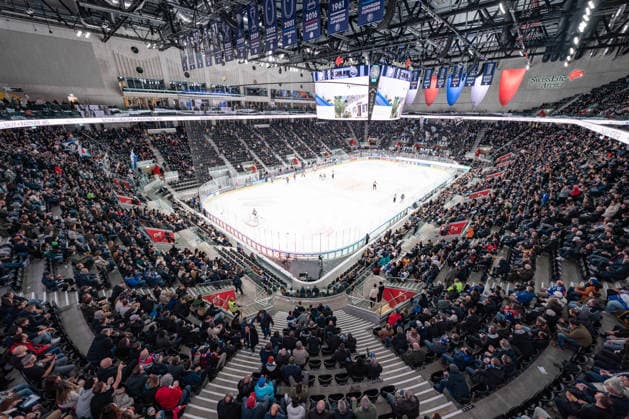 25 11 2025, Zurich, Swiss Life Arena, NL: ZSC Lions - HC Ambri-Piotta, Swiss Life Arena Zurich Swiss Life Arena Zurich Switzerland *** 25 11 2025, Zurich, Swiss Life Arena, NL ZSC Lions HC Ambri Piotta, Swiss Life Arena Zurich Swiss Life Arena Zurich Switzerland Copyright: xJustPictures.ch StefanxEmchx jp-de-StEm-DSC0008420251125