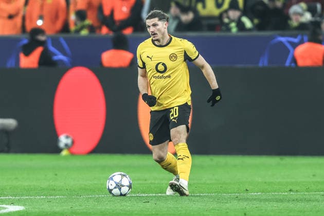 Fussball, UEFA Champions League Saison 2025 2026 Ligaphase - 5.Spieltag Borussia Dortmund - FC Villarreal 25.11.2025, SIGNAL IDUNA PARK Marcel Sabitzer (Borussia Dortmund, 20) Dortmund SIGNAL IDUNA PARK Nordrhein-Westfalen Deutschland
