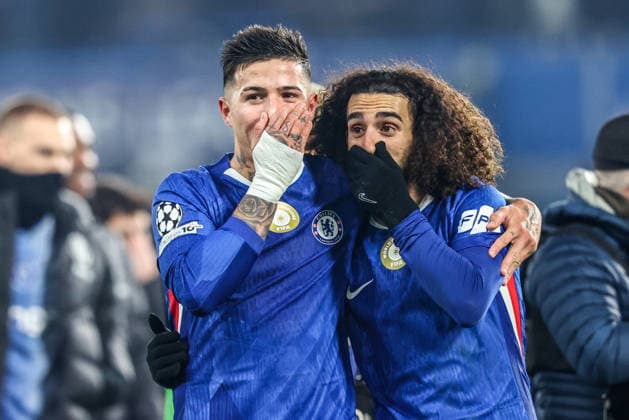 UEFA Champions League Matchday 5 of 8 Chelsea v Barcelona Marc Cucurella of Chelsea and Enzo Fernandez of Chelsea celebrate the win during the UEFA Champions League Matchday 5 of 8 Chelsea v Barcelona at Stamford Bridge, London, United Kingdom, 25th November 2025 (Photo by Alfie Cosgrove News Images) London Stamford Bridge Greater London United Kingdom Copyright: xAlfiexCosgrove NewsxImagesx