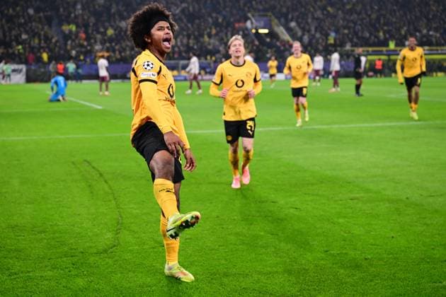 Torjubel zum 3:0 durch Karim Adeyemi 27 (Borussia Dortmund), Borussia Dortmund vs. FC Villarreal, Fussball, Champions League, Gruppenphase, Matchday 5, 25.11.2025 Dortmund Nordrhein-Westfalen Deutschland