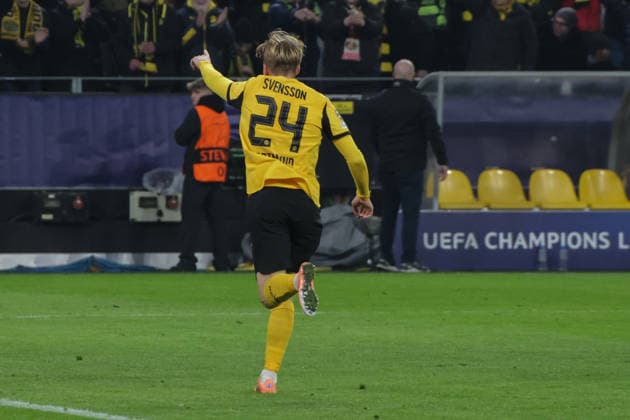 25.11.2025, xgrfx, Fussball UEFA Champions League, Borussia Dortmund - Villareal CF v.l. Tor, Daniel Svensson (Borussia Dortmund) (DFL DFB REGULATIONS PROHIBIT ANY USE OF PHOTOGRAPHS as IMAGE SEQUENCES and or QUASI-VIDEO) Dortmund