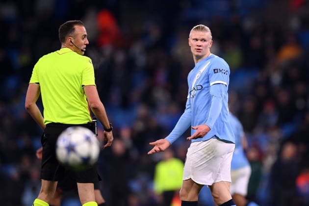 Manchester City v Bayer Leverkusen - UEFA Champions League MANCHESTER, UNITED KINGDOM - NOVEMBER 25: Erling Braut Haaland of Manchester City reacts during the UEFA Champions League match between Manchester City and Bayer Leverkusen at Etihad Stadium on November 25, 2025 in Manchester, United Kingdom. Ben Roberts Anadolu Manchester United, ManU Kingdom. Editorial use only. Please get in touch for any other usage.  Copyright: x2025xAnadoluxBenxRobertsx