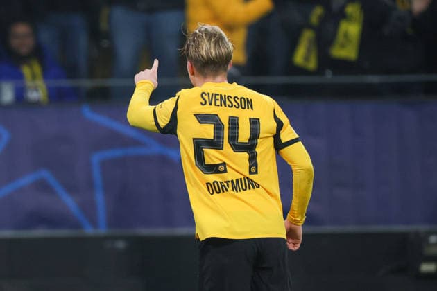 Dortmund, Deutschland 25. November 2025: Champions League - 2025 2026 - Borussia Dortmund vs. FC Villarreal Im Bild: Torschütze Daniel Svensson (BVB) macht das Tor zum 4:0 für Dortmund und jubelt Signal Iduna Park Nordrhein Westfalen Copyright: xFotostandx xFantinix