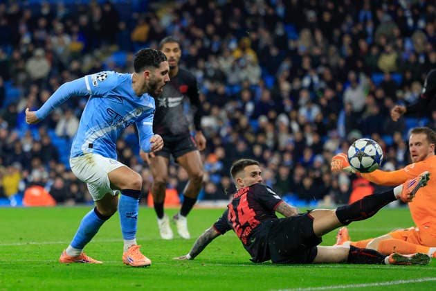 Manchester City v Bayer Leverkusen Champions League 25 11 2025. Rayan Cherki (10) of Manchester City has his effort on goal blocked during the Champions League match between Manchester City and Bayer Leverkusen at the Etihad Stadium, Manchester, England on 25 November 2025. Manchester Etihad Stadium Manchester England Editorial use only , Copyright: xConorxMolloyx PSI-23265-0088