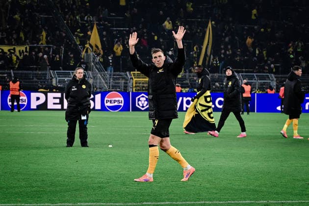 Nico Schlotterbeck 4 (Borussia Dortmund), Borussia Dortmund vs. FC Villarreal, Fussball, Champions League, Gruppenphase, Matchday 5, 25.11.2025 Dortmund Nordrhein-Westfalen Deutschland