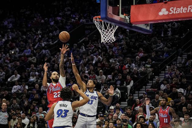 Philadelphia 76ers v Orlando Magic PHILADELPHIA, UNITED STATES - NOVEMBER 25: Jett Howard (13) of Orlando Magic in action during the 2025-26 Emirates NBA, Basketball Herren, USA Cup game between the Orlando Magic and Philadelphia 76ers at Xfinity Mobile Arena on November 25, 2025 in Philadelphia, United States. Wolfgang Schwan Anadolu Philadelphia United States. Editorial use only. Please get in touch for any other usage.  Copyright: x2025xAnadoluxWolfgangxSchwanx