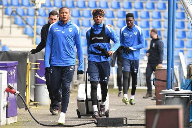 Genk s Adrian Palacios, Genk s Noah Adedeji-Sternberg and Genk s Ibrahima Sory Bangoura pictured before a training session of Belgian soccer team KRC Genk, on Wednesday 26 November 2025, in Genk. The team prepares for tomorrow s match against Swiss FC Basel, fifth game (out of 8) in the league phase of the UEFA Europa League competition. JILLxDELSAUX  x144372258x