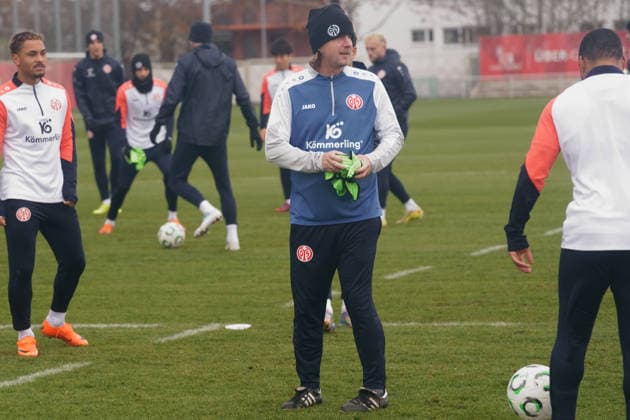 BO HENRIKSEN TRAINING 1.FSV MAINZ 05 MAINZ