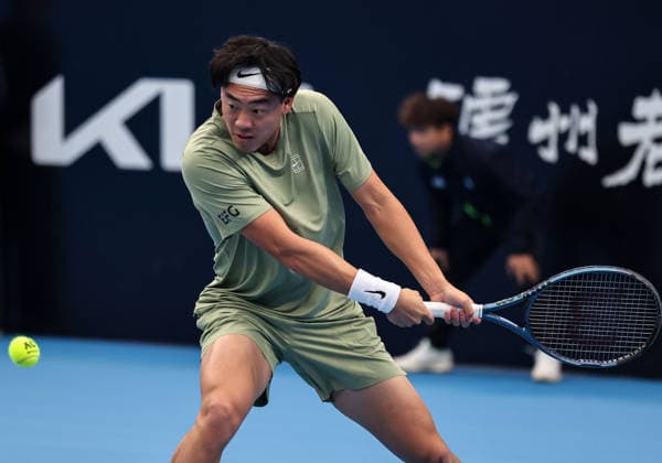 CHENGDU, CHINA - NOVEMBER 26: Coleman Wong of Chinese Hong Kong returns a shot in the Men s Singles first round match against Sidharth Rawat of India on day 3 of 2026 Australian Open Asia-Pacific Wildcard Playoffs at the Sichuan International Tennis Centre on November 26, 2025 in Chengdu, Sichuan Province of China.  Copyright: xChinaxNewsxServicex 111606071186