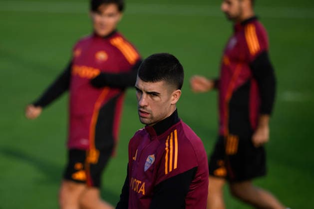 Gianluca Mancini of AS Roma during a training session the day before the UEFA Europa League 2025 2026 football match between AS Roma and FC Midtjylland at Fulvio Bernardini Center in Rome (Italy), November 26, 2025. andreaxstaccioli